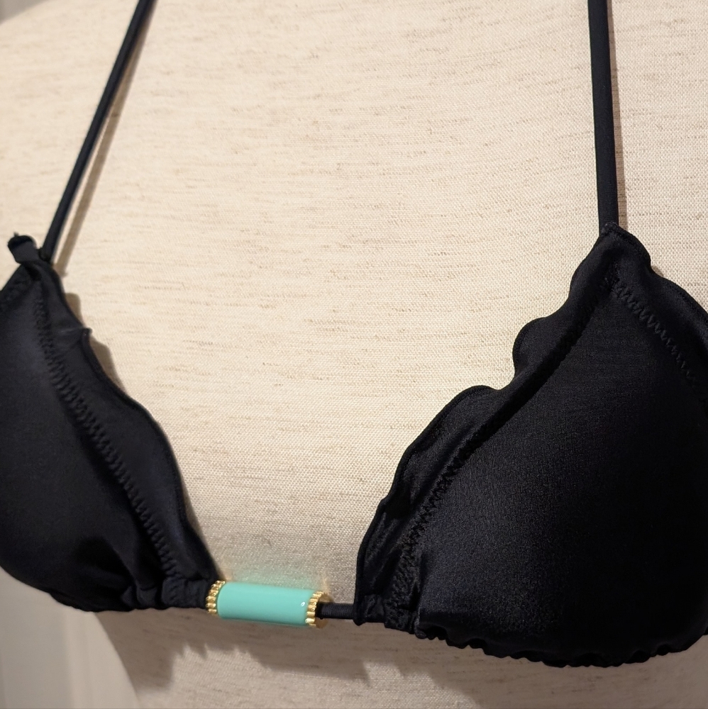 Vix Ripple Triangle Bikini Top - Picture 5 of 7